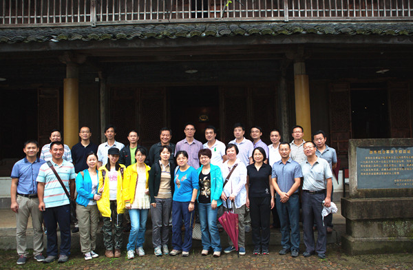 ���¹���˼·  ������ɫ����